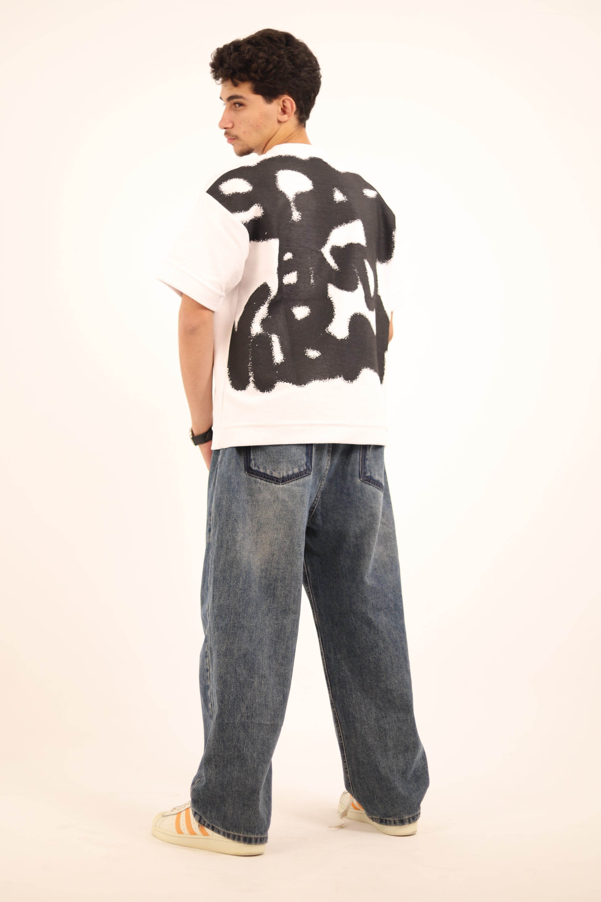 setta graffiti white
